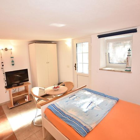Modern Apartment In Ostseebad Boltenhagen With Terrace Buitenkant foto