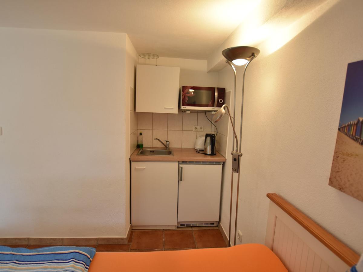 Modern Apartment In Ostseebad Boltenhagen With Terrace Buitenkant foto